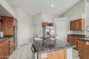 1207 E Clearview Dr, Casa Grande, AZ 85122 - Photo 13