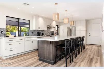 6025 E Charter Oak Road, Scottsdale, AZ 85254 - Photo 23