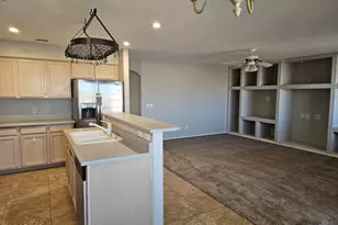 15041 S Brook Hollow Rd, Arizona City, AZ 85123 - Photo 9