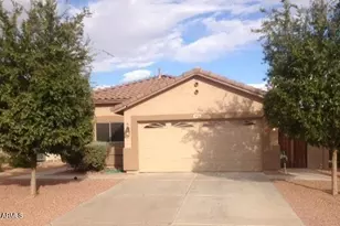 861 S Honeysuckle Ln, Gilbert, AZ 85296 - Photo 1