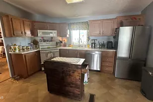 834 S Meridian Rd, Apache Junction, AZ 85120 - Photo 15