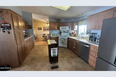 834 S Meridian Road #126, Apache Junction, AZ 85120 - Photo 17