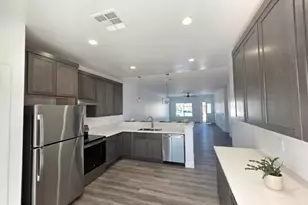 8679 W Raven Dr, Arizona City, AZ 85123 - Photo 13