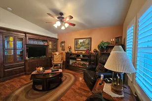 650 N Hawes Rd, Mesa, AZ 85207 - Photo 17