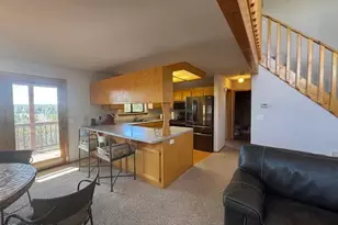 2806 Sky Hawk Dr, Overgaard, AZ 85933 - Photo 11