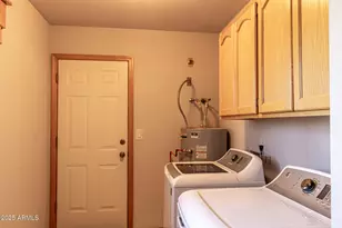 2806 Sky Hawk Dr, Overgaard, AZ 85933 - Photo 31