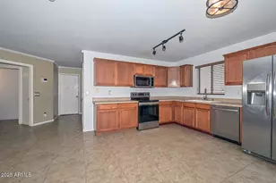 11460 W Eden McKenzie Dr, Surprise, AZ 85378 - Photo 11