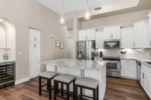 15550 S 5th Ave, Phoenix, AZ 85045 - Photo 3