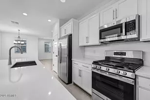 9964 W Piccadilly Rd, Avondale, AZ 85392 - Photo 13