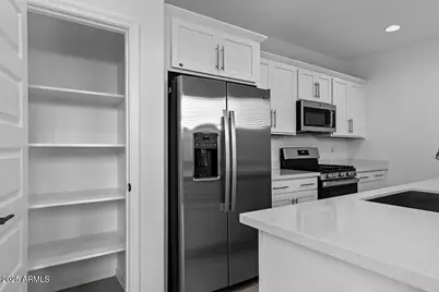 9964 W Piccadilly Road, Avondale, AZ 85392 - Photo 15