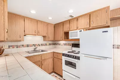 12221 W Bell Road #362, Surprise, AZ 85378 - Photo 9