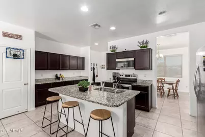 10653 E Sunflower Court, Florence, AZ 85132 - Photo 13