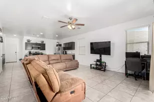 10653 E Sunflower Ct, Florence, AZ 85132 - Photo 9