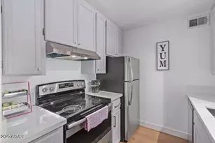 8055 E Thomas Rd, Scottsdale, AZ 85251 - Photo 11