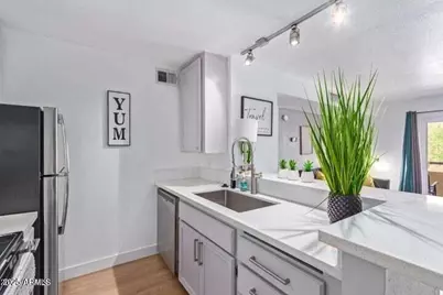 8055 E Thomas Road #C203, Scottsdale, AZ 85251 - Photo 9