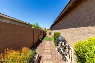 2229 N 139th Dr, Goodyear, AZ 85395 - Photo 27