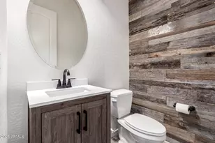 26860 N 102nd Ln, Peoria, AZ 85383 - Photo 11