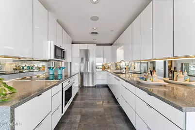 1040 E Osborn Road #1103, Phoenix, AZ 85014 - Photo 15