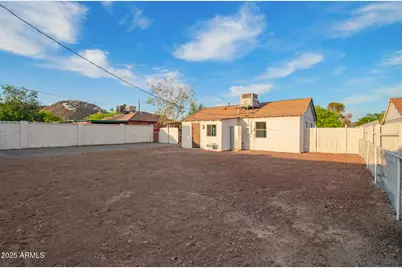 9042 N 3rd Avenue, Phoenix, AZ 85021 - Photo 47