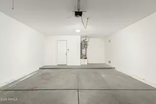 21621 N 48th Pl, Phoenix, AZ 85054 - Photo 33