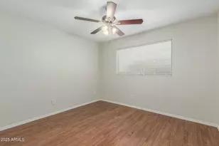 21621 N 48th Pl, Phoenix, AZ 85054 - Photo 23