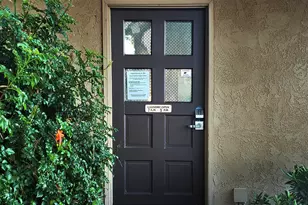 7436 E Chaparral Rd, Scottsdale, AZ 85250 - Photo 23