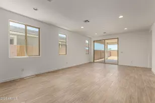 18204 W Hess St, Goodyear, AZ 85338 - Photo 9