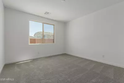 18189 W Hess Street, Goodyear, AZ 85338 - Photo 9