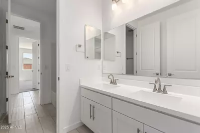 18189 W Hess Street, Goodyear, AZ 85338 - Photo 17