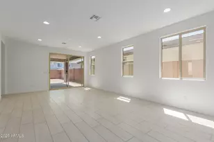 18189 W Hess St, Goodyear, AZ 85338 - Photo 7