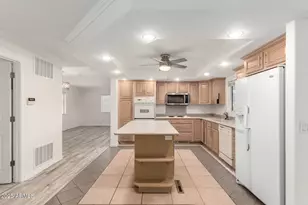 2819 W Louise Dr, Phoenix, AZ 85027 - Photo 19