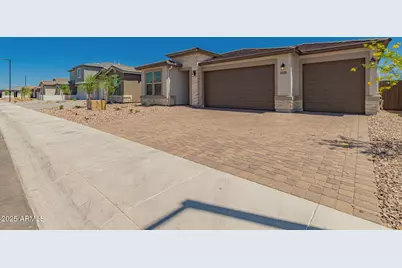 18195 W Hess Street, Goodyear, AZ 85338 - Photo 31