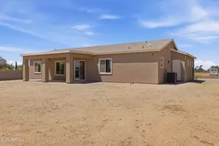 4433 E Pinto Dr, Eloy, AZ 85131 - Photo 9