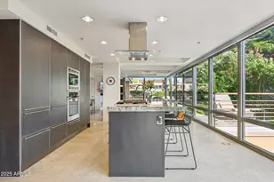 7121 E Rancho Vista Dr, Scottsdale, AZ 85251 - Photo 13