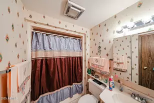 10401 W Loma Blanca Dr, Sun City, AZ 85351 - Photo 9