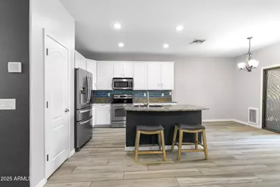 23523 N 117th Drive, Sun City, AZ 85373 - Photo 17