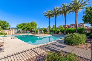 7769 W Bonitos Dr, Phoenix, AZ 85035 - Photo 27