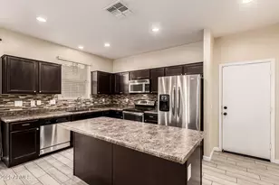 7769 W Bonitos Dr, Phoenix, AZ 85035 - Photo 5