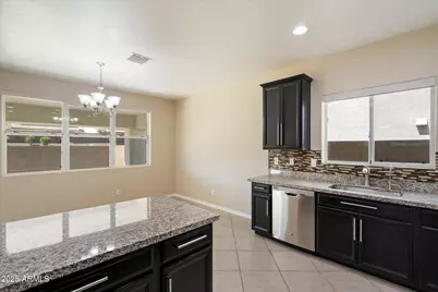 737 E Harwell Road, Phoenix, AZ 85042 - Photo 13