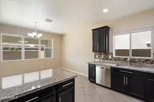 737 E Harwell Rd, Phoenix, AZ 85042 - Photo 13