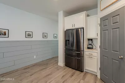 13140 W Rowel Road, Peoria, AZ 85383 - Photo 9