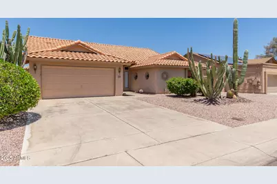 9802 W Rockwood Drive, Peoria, AZ 85382 - Photo 3