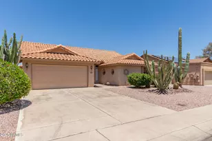 9802 W Rockwood Dr, Peoria, AZ 85382 - Photo 3