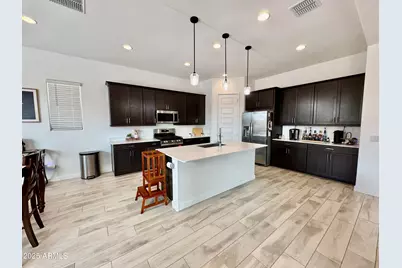 20171 W Cheery Lynn Road, Buckeye, AZ 85396 - Photo 9