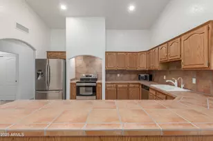 2810 S 201st Dr, Buckeye, AZ 85326 - Photo 23