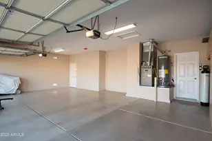 21003 N Circle Cliffs Dr, Surprise, AZ 85387 - Photo 23