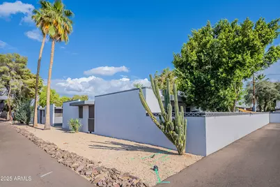 4206 N 38th Street #1, Phoenix, AZ 85018 - Photo 13