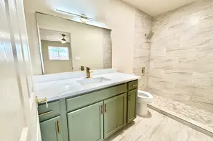 1136 Meadows Dr, Sierra Vista, AZ 85635 - Photo 13