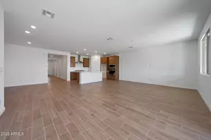 823 W Riparian Dr, San Tan Valley, AZ 85140 - Photo 5