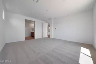 823 W Riparian Dr, San Tan Valley, AZ 85140 - Photo 9